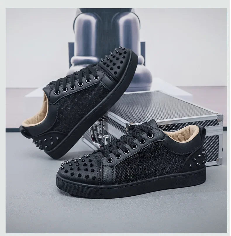 Zapatillas con remaches para hombre: calzado informal de moda urbana