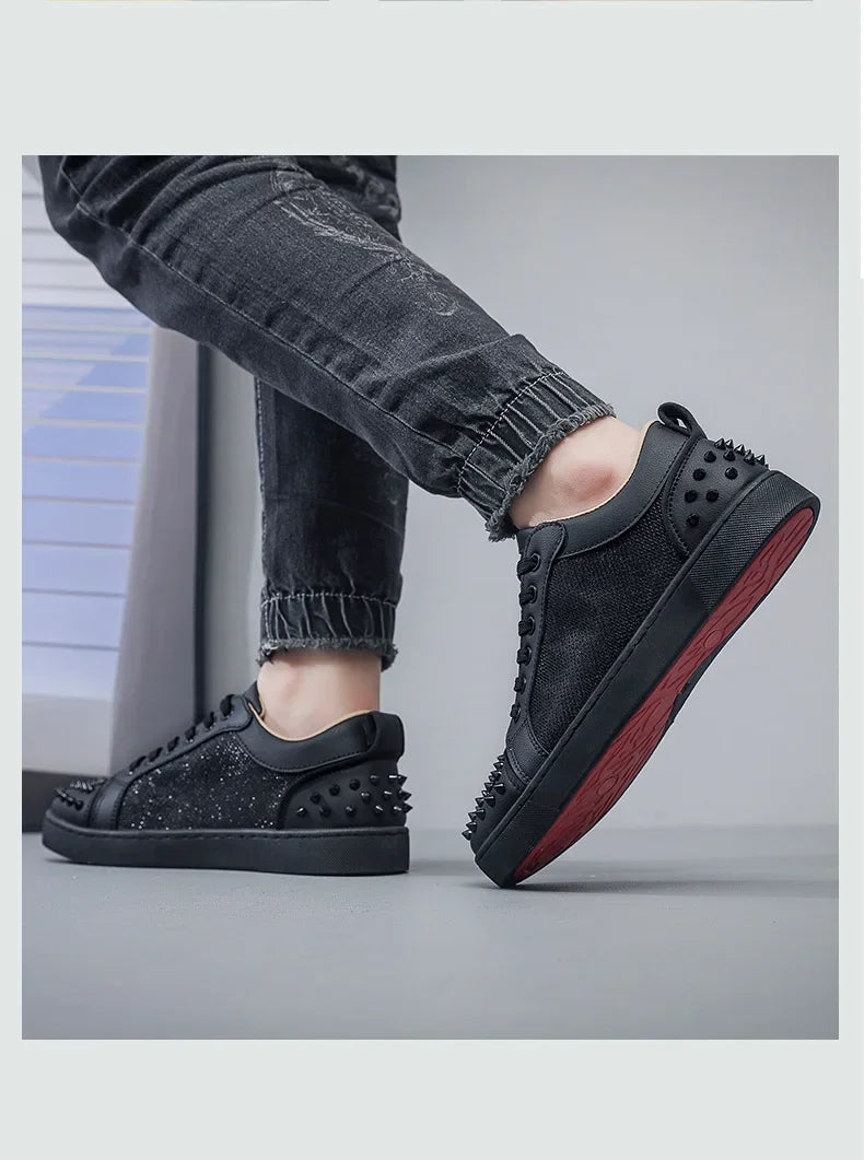 Zapatillas con remaches para hombre: calzado informal de moda urbana