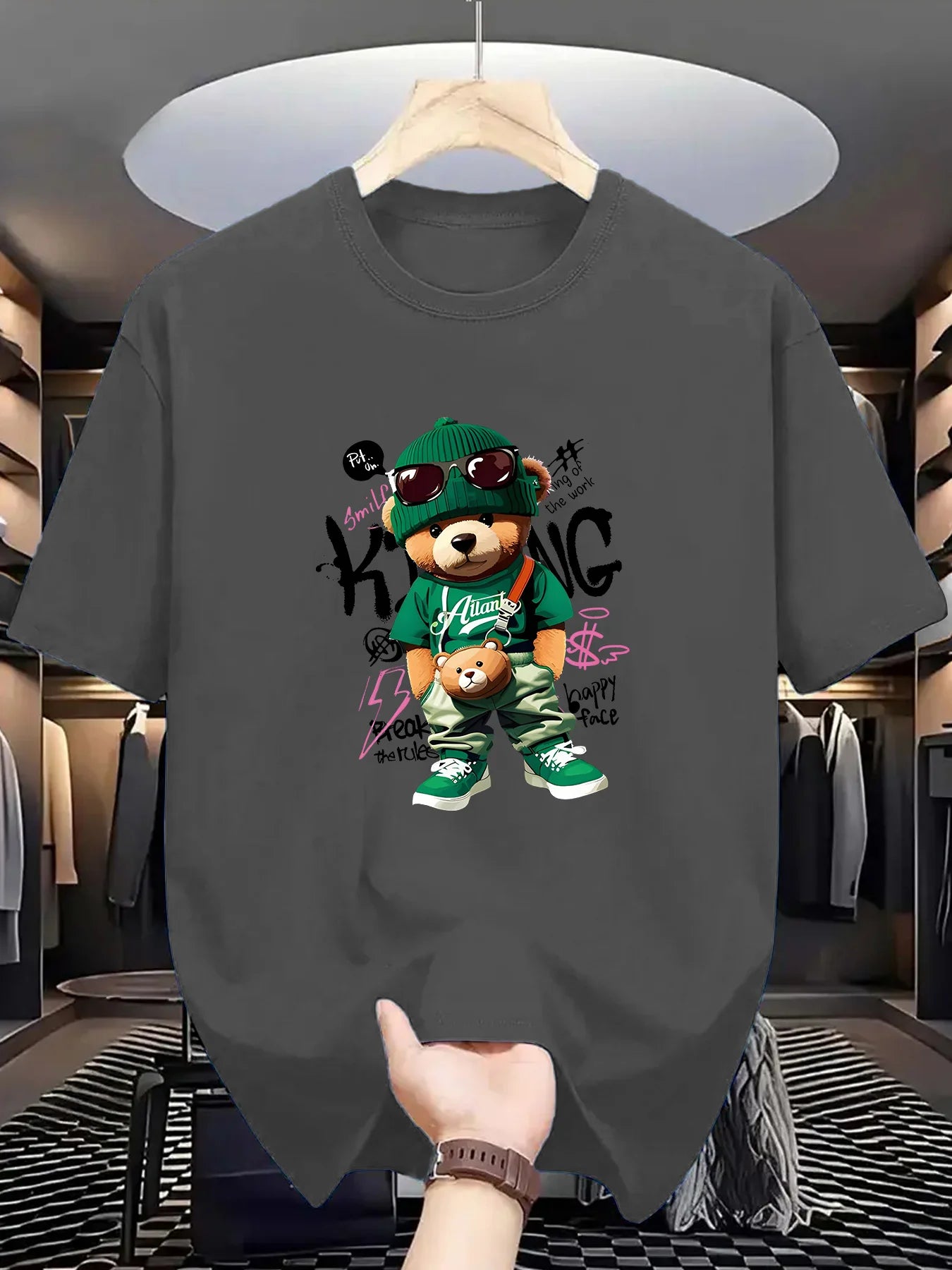 T-shirt homme collection 2025 chic et élégant 
Summer 100 Cotton Fashionable Casual Loose Large Geometric Bear Pattern Printed Sports Round Neck Short Sleeve T-shirt Top - kadopascher