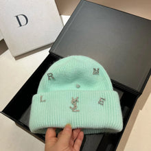 Bonnet YSL / Sweet Plush Long Rabbit Fur Knitted Hat Autumn And Winter Warm Ear Protection Cap Fashionable Letter Women's Hats