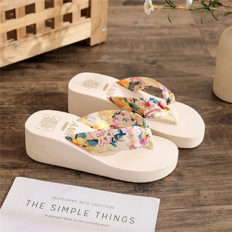 Claquettes Sandales femme été 2025 / Fashion Women Flip Flops Summer Beach Platform Slippers Casual Outside Wedges Sandals Summer Women Shoes - kadopascher