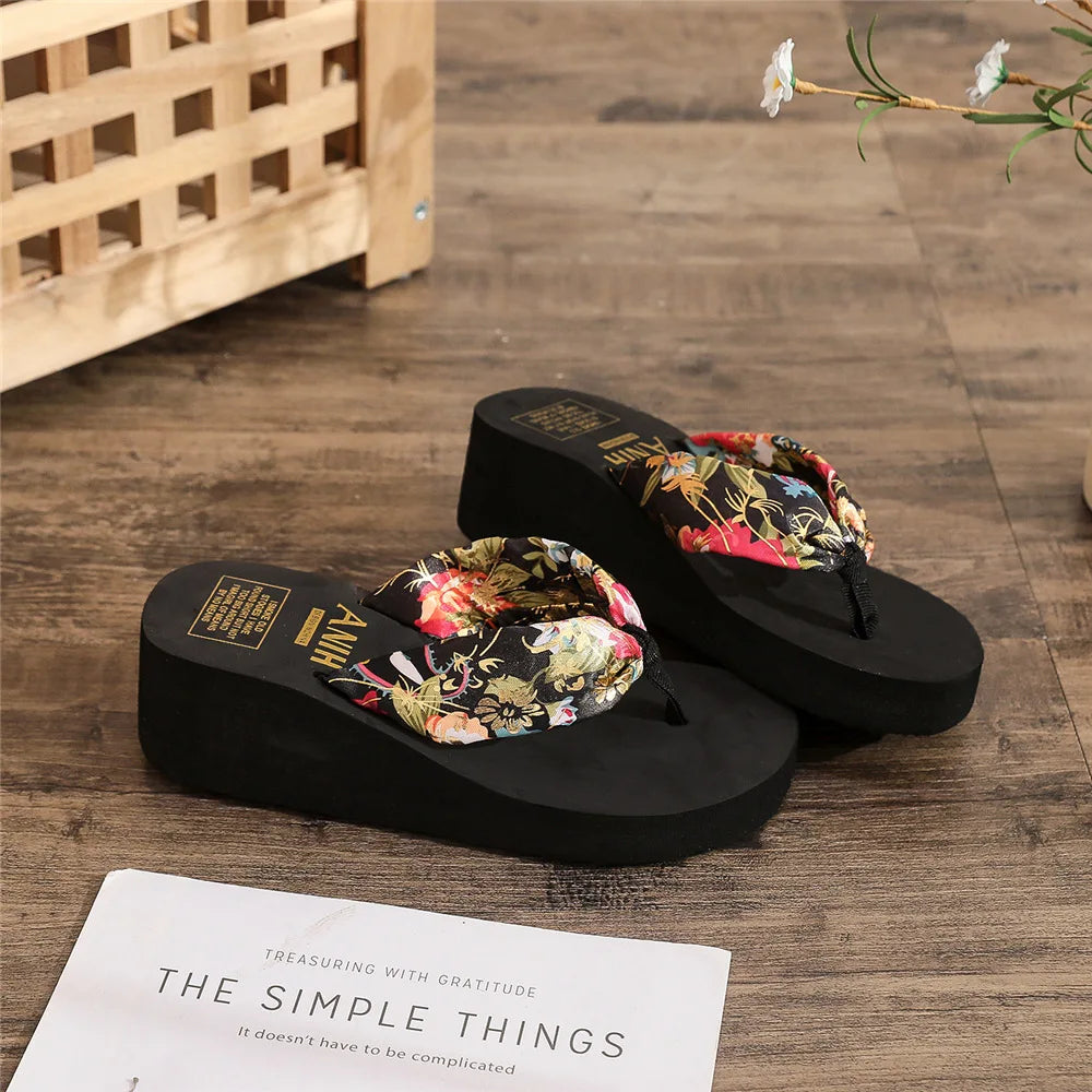 Claquettes Sandales femme été 2025 / Fashion Women Flip Flops Summer Beach Platform Slippers Casual Outside Wedges Sandals Summer Women Shoes - kadopascher