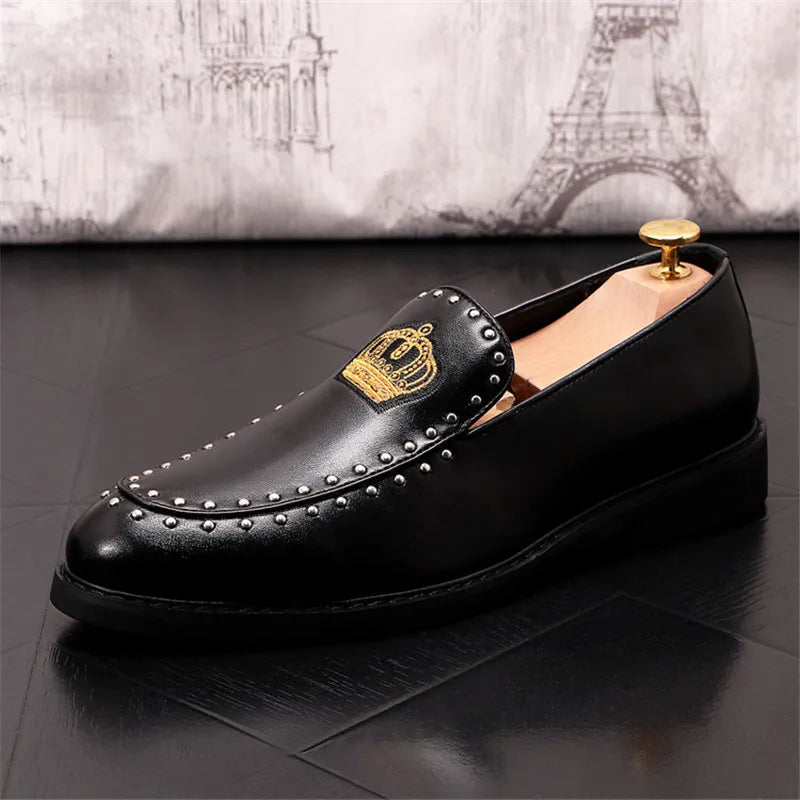 Mocassins Cuir Broderie Couronne Homme – Slip-On Luxe Designer 2026 | Noir & Blanc EU 38-46 - kadopascher