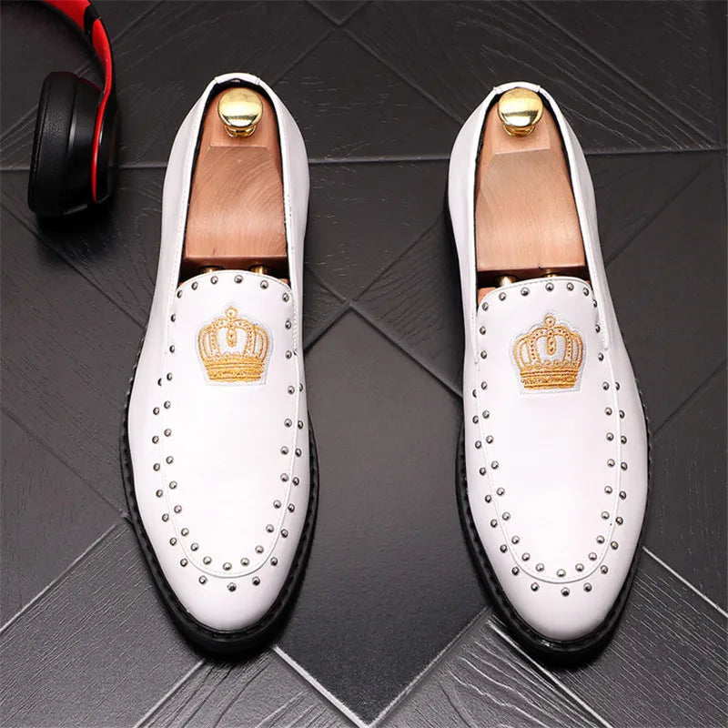 Mocassins Cuir Broderie Couronne Homme – Slip-On Luxe Designer 2026 | Noir & Blanc EU 38-46 - kadopascher