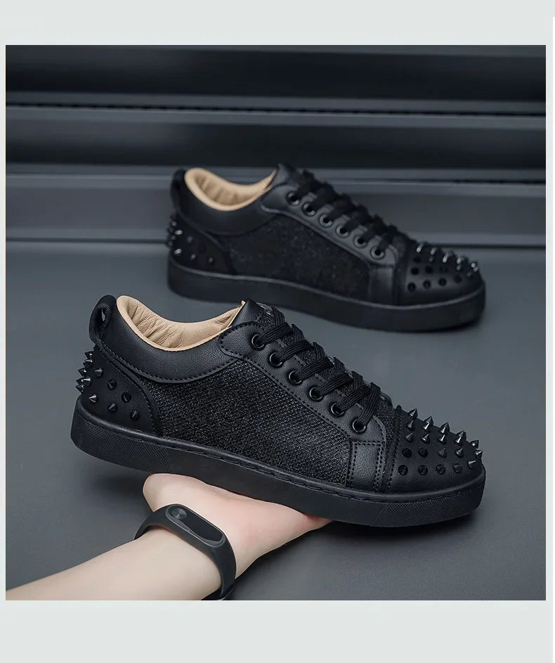 Zapatillas con remaches para hombre: calzado informal de moda urbana