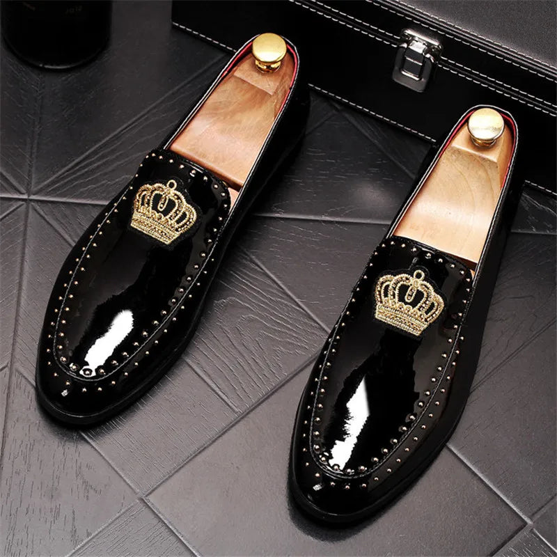 Mocassins Cuir Broderie Couronne Homme – Slip-On Luxe Designer 2026 | Noir & Blanc EU 38-46 - kadopascher
