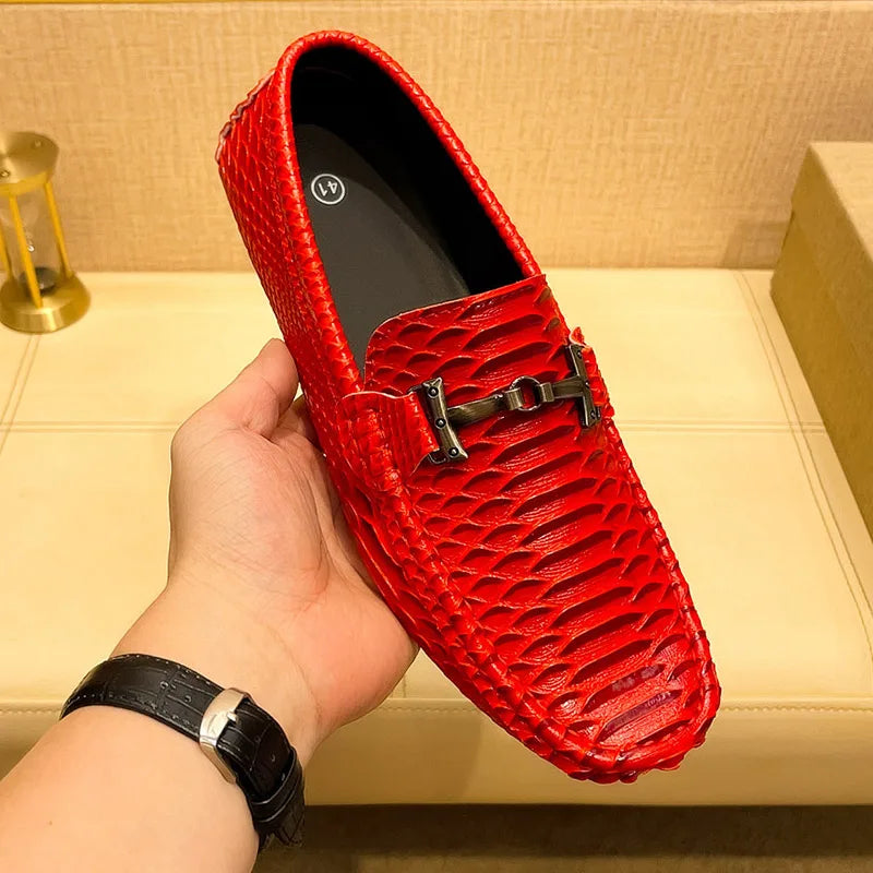 Mocassins été hommes en plein air anti-dérapant confort doux de haute qualité hommes respirant plat chaussures de conduite nouveau 2025 classique mocassins décontractés
MAEDEF Summer Mens Outdoor Anti-slip Comfort Soft - kadopascher