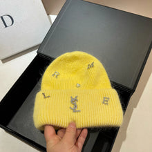 Bonnet YSL / Sweet Plush Long Rabbit Fur Knitted Hat Autumn And Winter Warm Ear Protection Cap Fashionable Letter Women's Hats