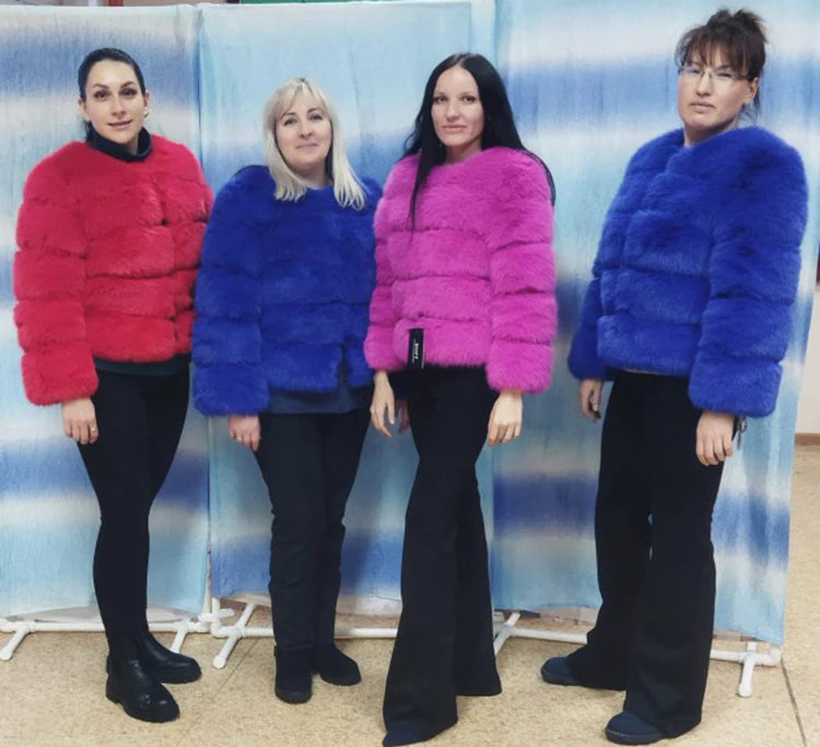 Abrigo de invierno de piel auténtica para mujer, nueva moda 2025, suave y esponjoso, ropa natural, novedad en la categoría de abrigos y chaquetas.