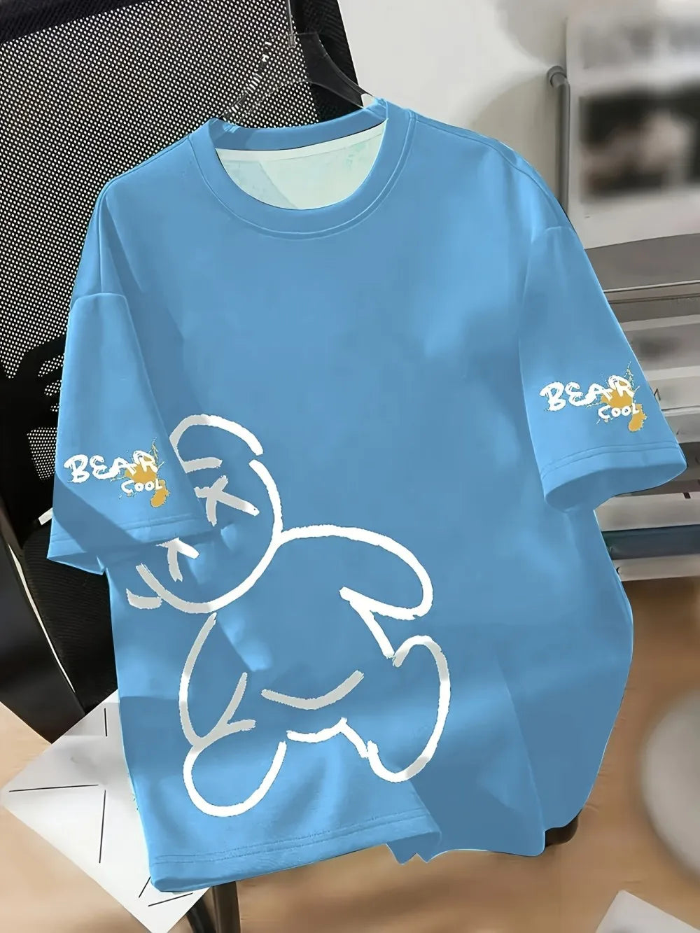 T-shirt homme collection 2025 chic et élégant 
Summer men's round neck breathable T-shirt with cartoon bear print pattern suitable for daily and weekend gifting to friends - kadopascher