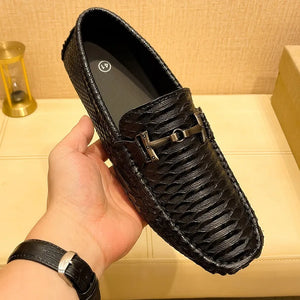 Mocassins été hommes en plein air anti-dérapant confort doux de haute qualité hommes respirant plat chaussures de conduite nouveau 2025 classique mocassins décontractés
MAEDEF Summer Mens Outdoor Anti-slip Comfort Soft - kadopascher