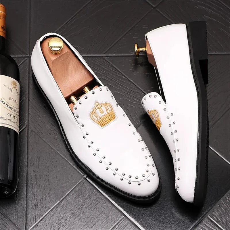 Mocassins Cuir Broderie Couronne Homme – Slip-On Luxe Designer 2026 | Noir & Blanc EU 38-46 - kadopascher