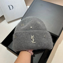Bonnet YSL / Sweet Plush Long Rabbit Fur Knitted Hat Autumn And Winter Warm Ear Protection Cap Fashionable Letter Women's Hats