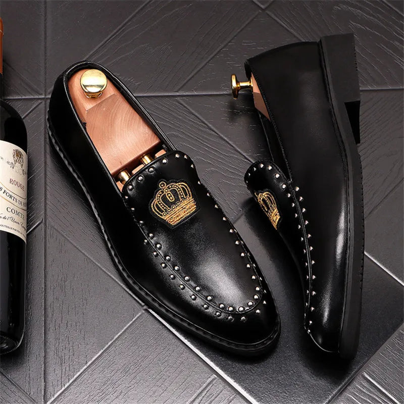 Mocassins Cuir Broderie Couronne Homme – Slip-On Luxe Designer 2026 | Noir & Blanc EU 38-46 - kadopascher
