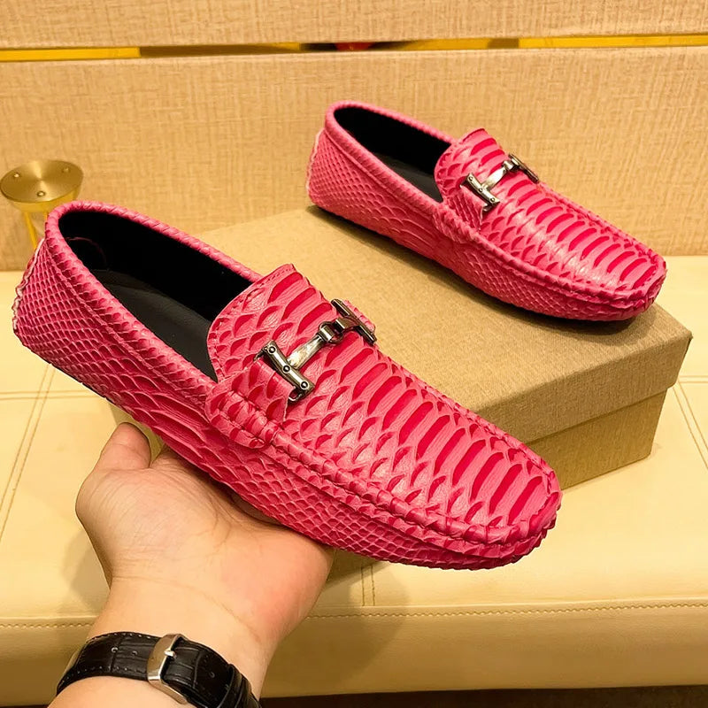 Mocassins été hommes en plein air anti-dérapant confort doux de haute qualité hommes respirant plat chaussures de conduite nouveau 2025 classique mocassins décontractés
MAEDEF Summer Mens Outdoor Anti-slip Comfort Soft - kadopascher