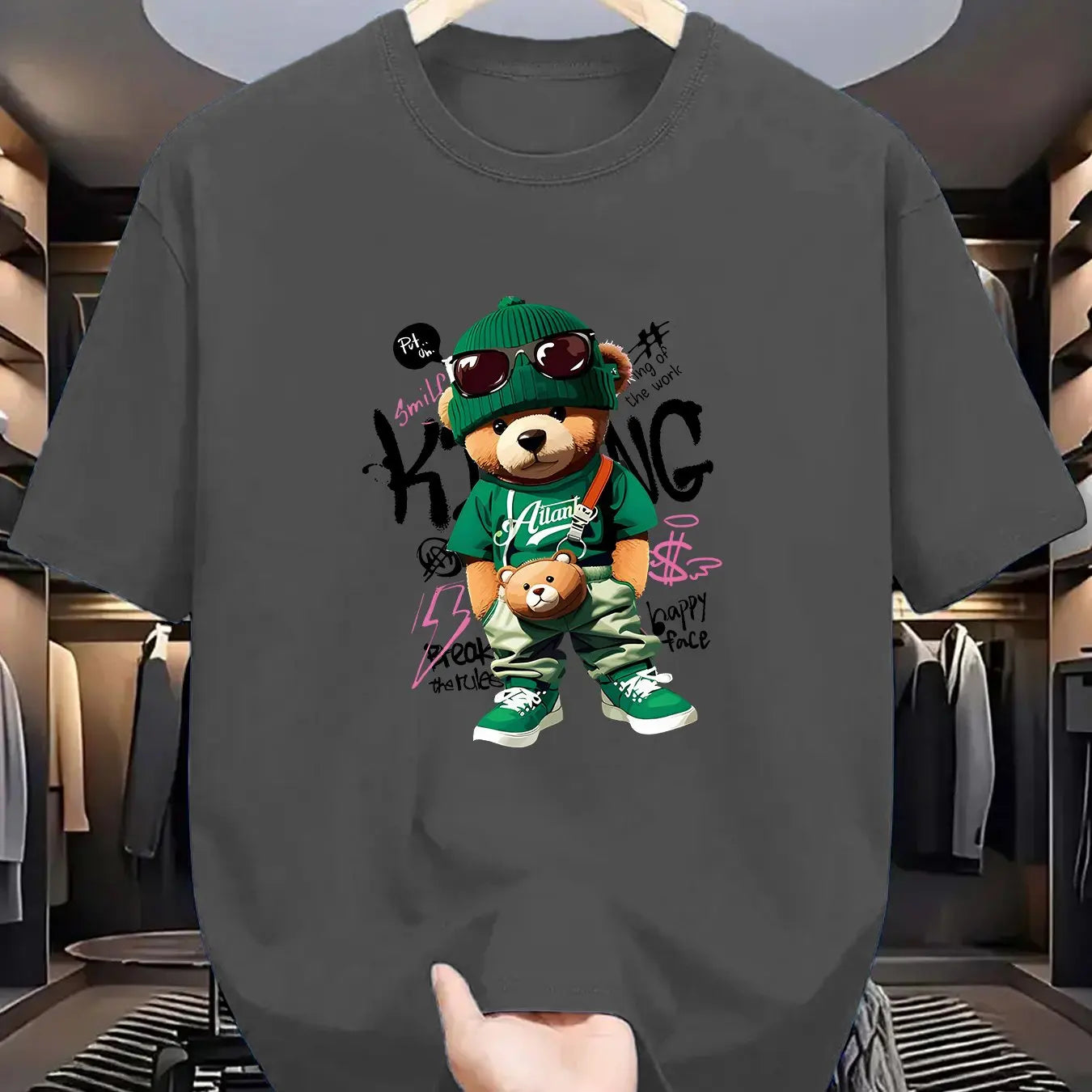 T-shirt homme collection 2025 chic et élégant 
Summer 100 Cotton Fashionable Casual Loose Large Geometric Bear Pattern Printed Sports Round Neck Short Sleeve T-shirt Top - kadopascher