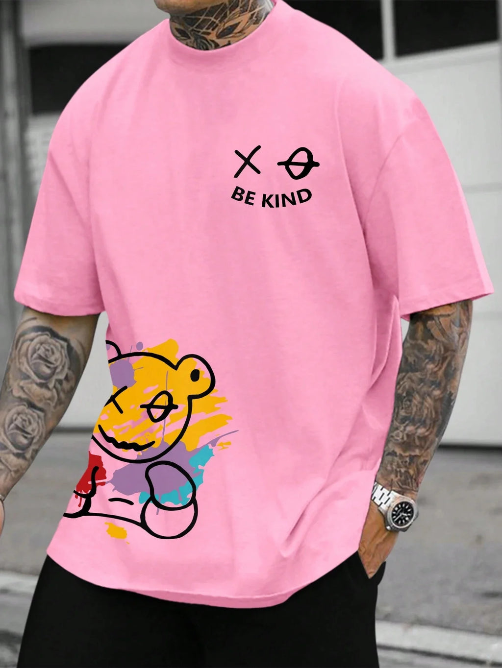 T-shirt homme collection 2025 chic et élégant 
100% pure cotton summer loose size BE KIND letter cartoon print casual comfortable round neck short sleeved T-shirt top - kadopascher