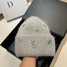 Bonnet YSL / Sweet Plush Long Rabbit Fur Knitted Hat Autumn And Winter Warm Ear Protection Cap Fashionable Letter Women's Hats