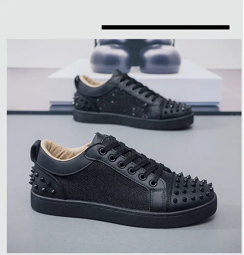 Zapatillas con remaches para hombre: calzado informal de moda urbana