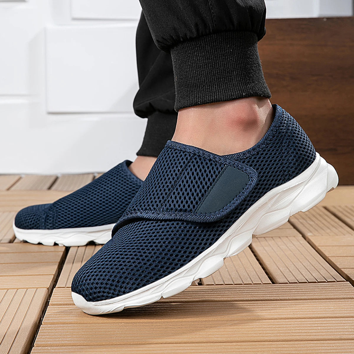 Chaussures orthopédiques décontractées pour pieds larges, gonflées, réglage de l'éversion du pouce, chaussures de marche pour diabétiques, souples et confortables, nouvelle collection
New Casual Orthopedics Wide Feet S - kadopascher