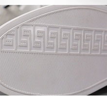 Chaussures de luxe surélevées de 5cm 2024 / 2024 Spring Men's Elevator Shoes Men Loafers White Soft Leather Moccasins Height Increased 5cm Taller Shoes Man Sneakers - kadopascher