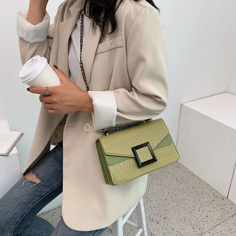 Sacs à bandoulière en cuir pour femmes collection 2020 / Petit sac à bandoulière Messenger Femme Chaîne de luxe Sacs à main - kadopascher.com
