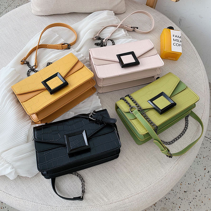 Sacs à bandoulière en cuir pour femmes collection 2020 / Petit sac à bandoulière Messenger Femme Chaîne de luxe Sacs à main - kadopascher.com