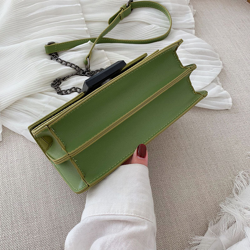 Sacs à bandoulière en cuir pour femmes collection 2020 / Petit sac à bandoulière Messenger Femme Chaîne de luxe Sacs à main - kadopascher.com