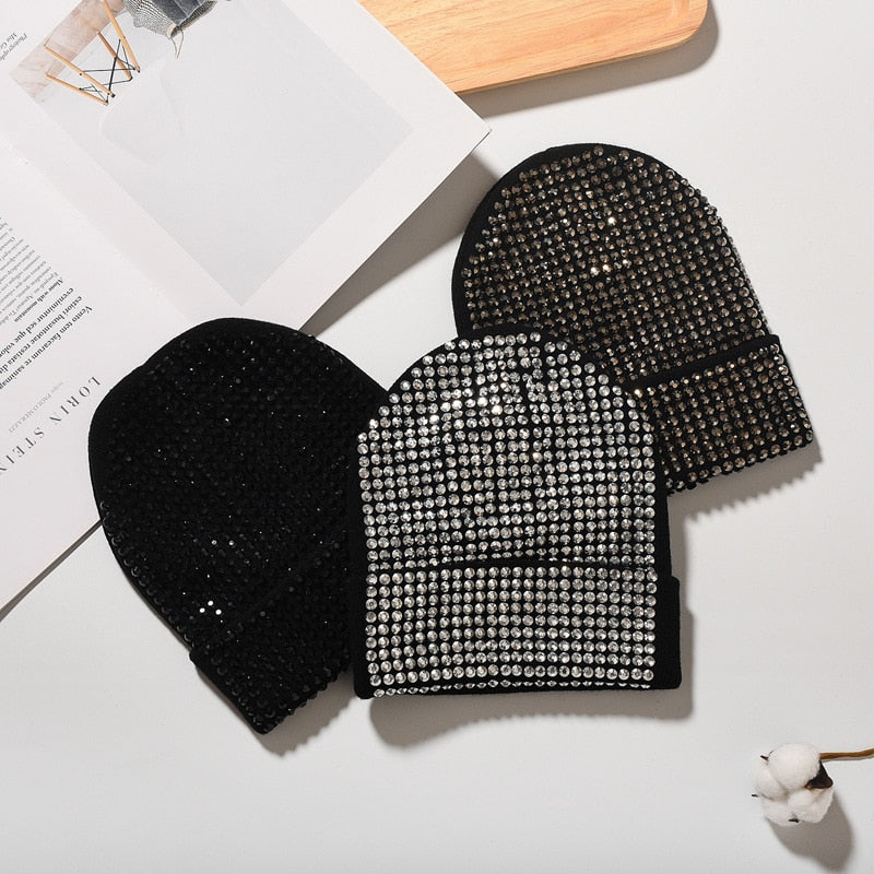 Bonnet femme avec perles / Black Hats with Clear Black Crystals - kadopascher.com