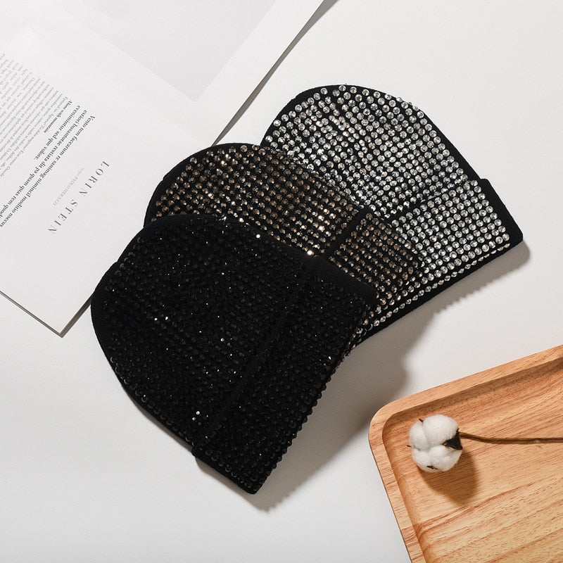 Bonnet femme avec perles / Black Hats with Clear Black Crystals - kadopascher.com