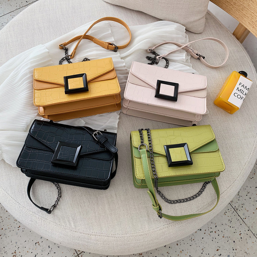 Sacs à bandoulière en cuir pour femmes collection 2020 / Petit sac à bandoulière Messenger Femme Chaîne de luxe Sacs à main - kadopascher.com