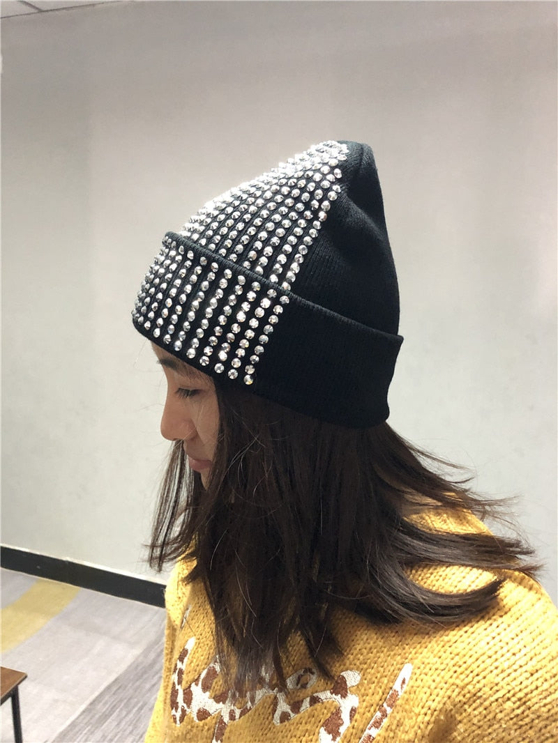 Bonnet femme avec perles / Black Hats with Clear Black Crystals - kadopascher.com
